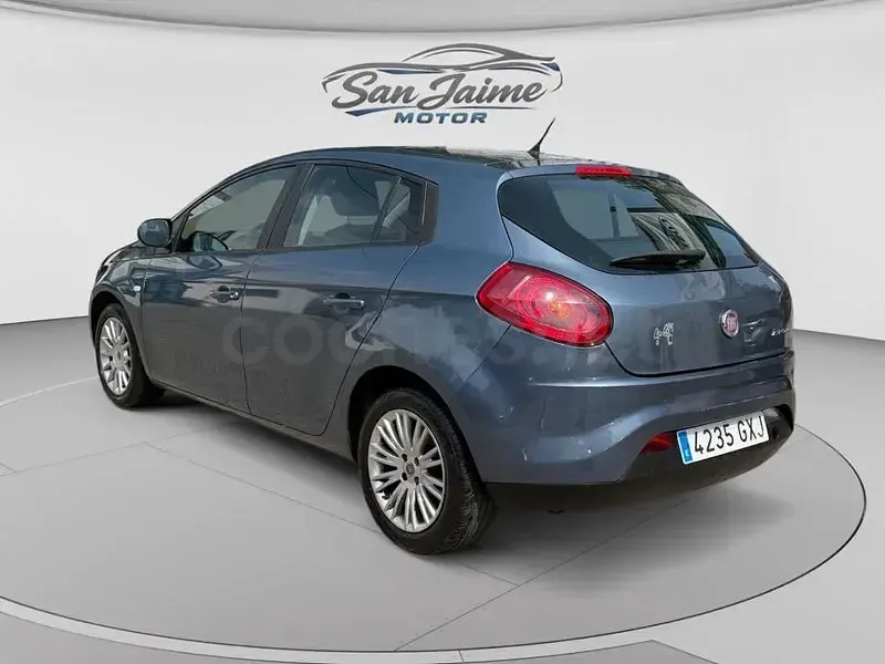 Usado Fiat Bravo Dynamic 90 CV (66 kW) 2010 Azul Utilitario