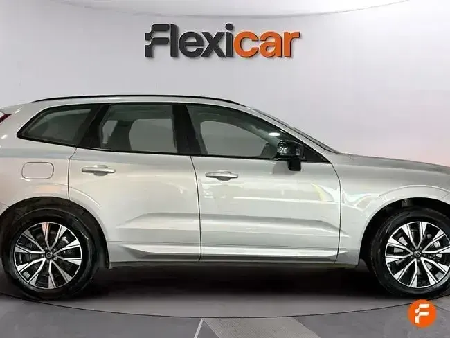 Usado Volvo XC60 Core 197 CV (144 kW) 2024 Gris SUV
