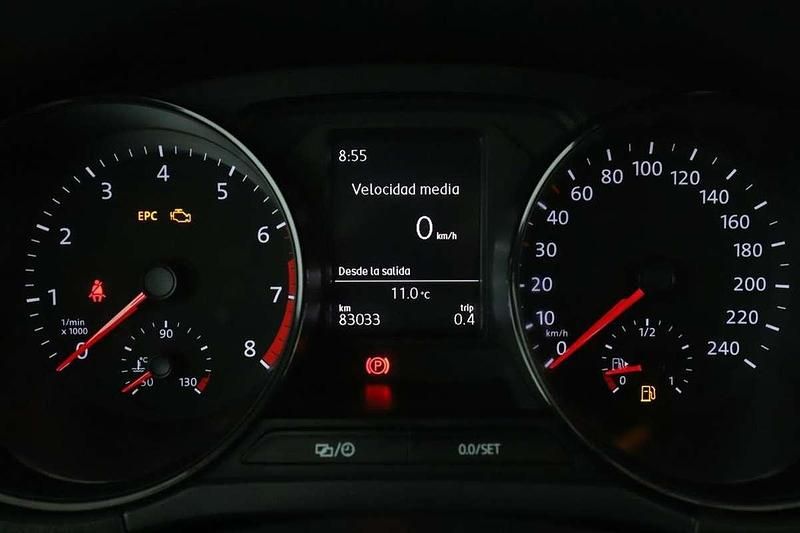 Gris Usado 2015 VW Polo Berlina | 8999 € (Precio justo) - Imagen 1/4