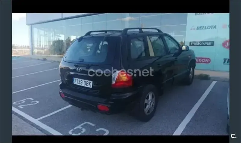 Usado Hyundai Santa Fe GLS 172 CV (126 kW) 2004 Negro SUV