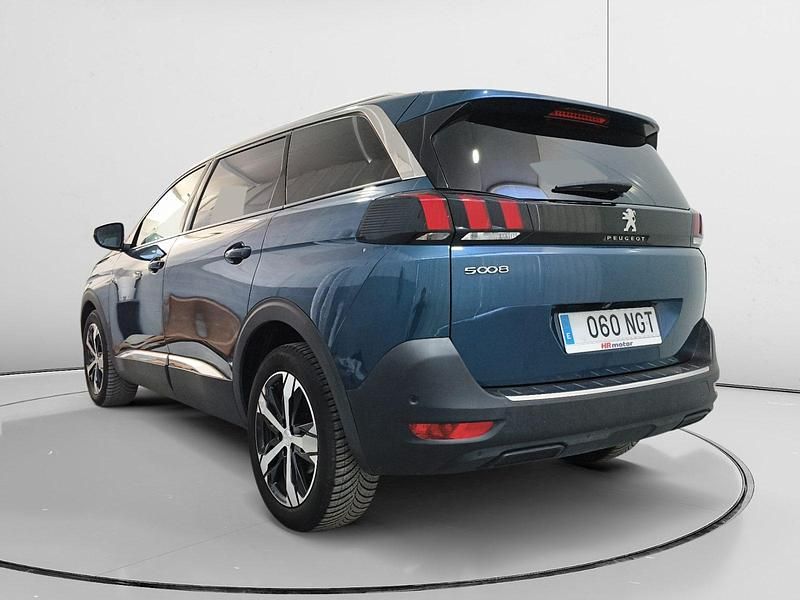 Usado Peugeot 5008 Allure 131 CV (96 kW) 2021 Monovolumen