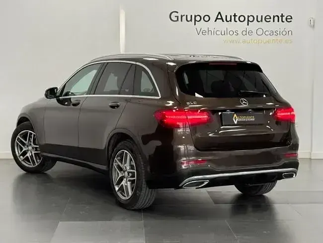 Usado Mercedes GLC220 AMG line 170 CV (125 kW) 2016 Marrón SUV