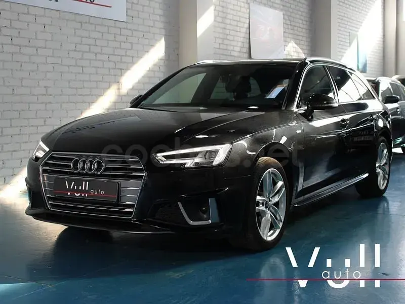 Usado Audi A4 S-Line 150 CV (110 kW) 2018 Negro Familiar