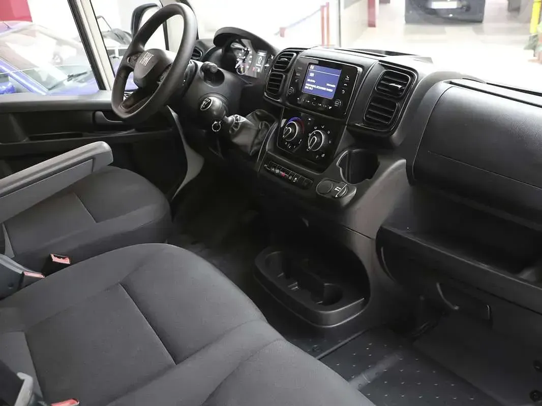 Usado Fiat Ducato 140 CV (102 kW) 2024 Blanco Van