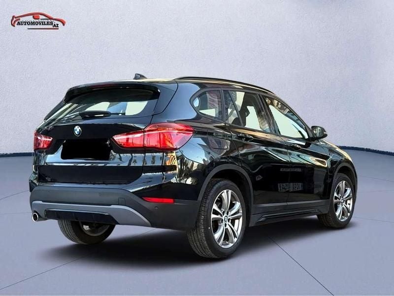 Usado BMW X1 Comfort Edition 150 CV (110 kW) 2019 Negro SUV