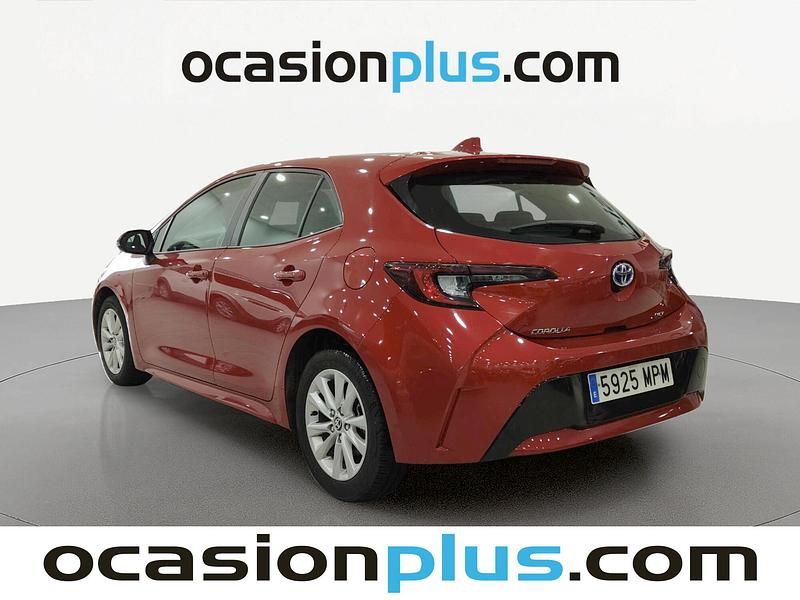Usado Toyota Corolla Active 140 CV (102 kW) 2024 Rojo Berlina