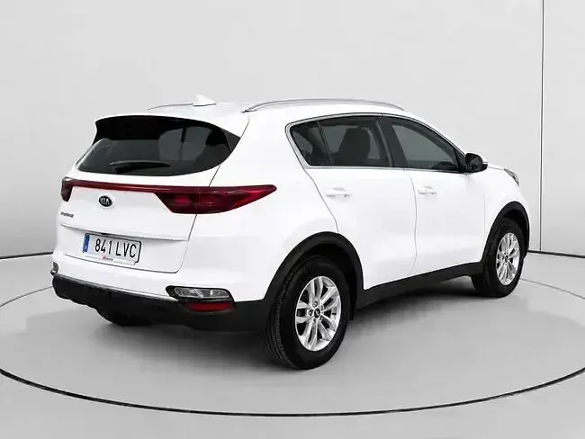 Usado Kia Sportage 132 CV (97 kW) 2021 Blanco SUV