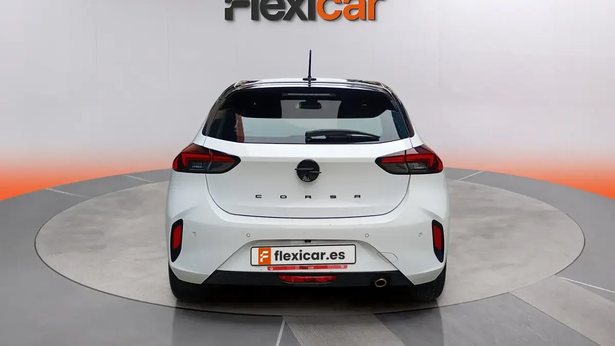 Brugt Opel Corsa 101 HK (74 kW) 2023 Hvid Sedan