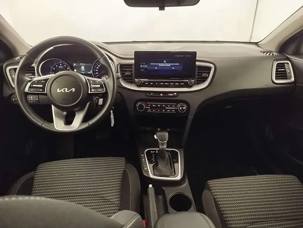 Usado Kia XCeed 140 CV (102 kW) 2025 Azul SUV