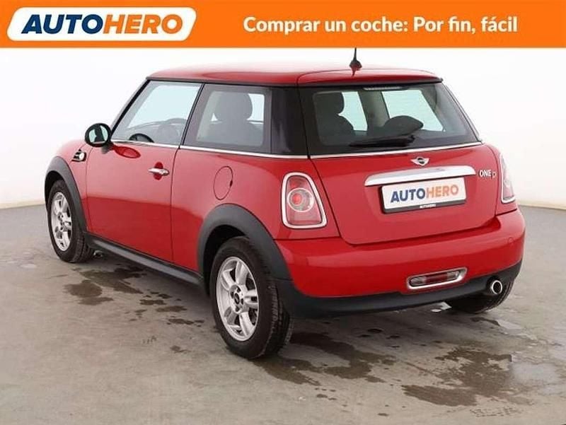 Usado Mini Cooper 90 CV (66 kW) 2014 Rojo Utilitario