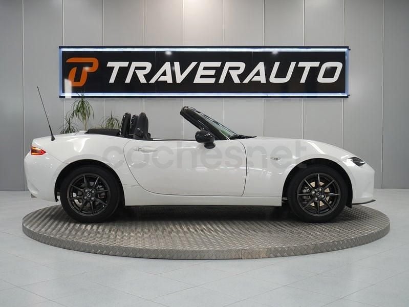 Usado Mazda MX5 Luxury 131 CV (96 kW) 2018 Blanco Descapotable