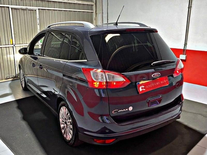 Usado Ford Grand C-Max Titanium 115 CV (84 kW) 2010 Gris / plata Monovolumen