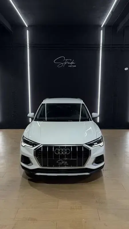 Usado Audi Q3 150 CV (110 kW) 2019 Blanco SUV