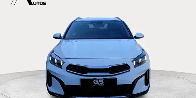 Usado Kia XCeed 101 CV (74 kW) 2024 Blanco SUV