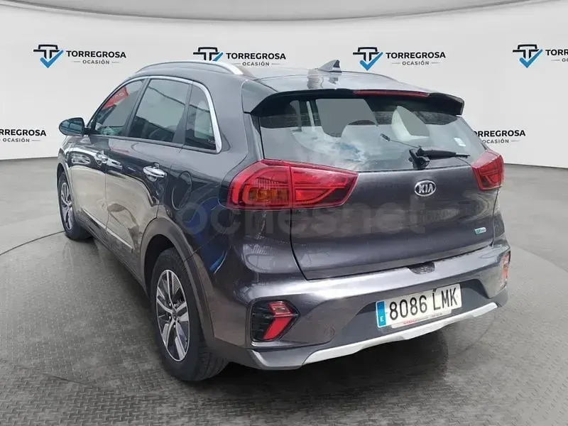 Usado Kia Niro 141 CV (103 kW) 2021 Negro SUV