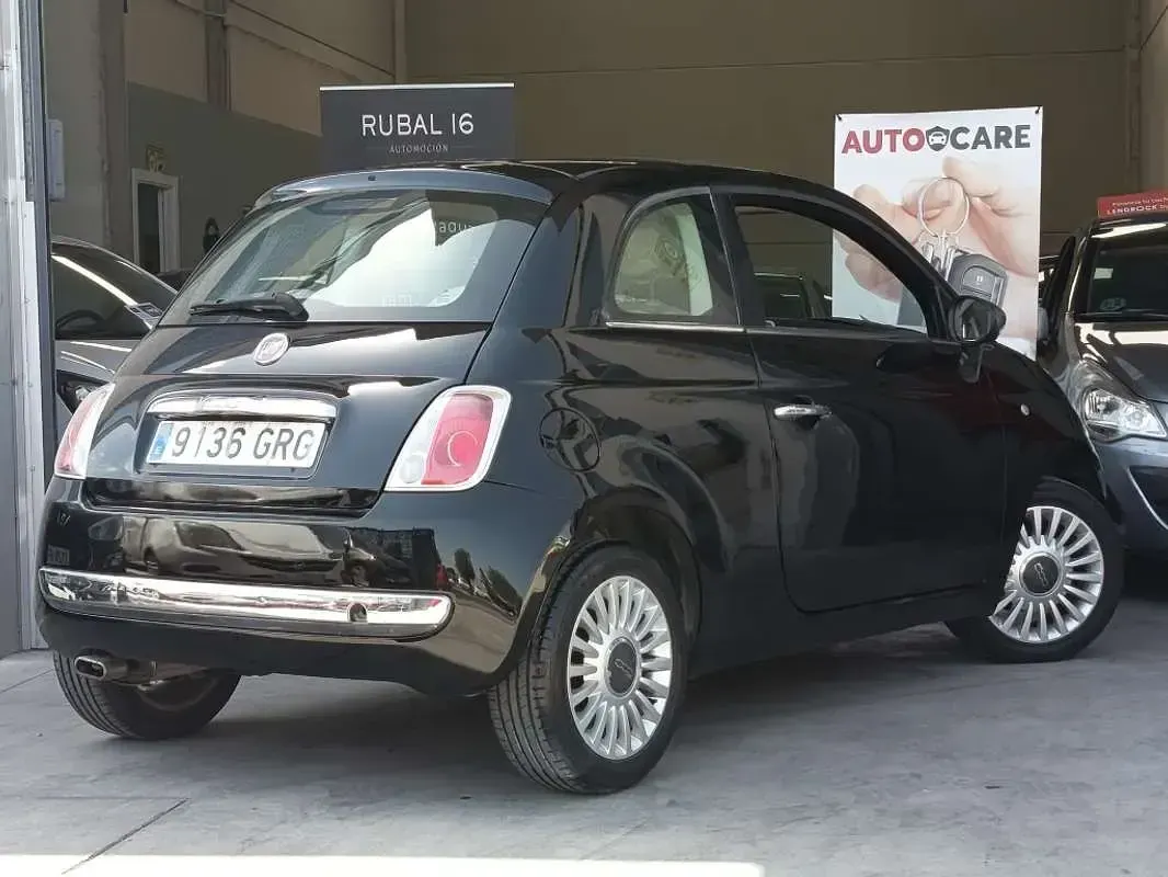 Usado Fiat 500 Lounge 69 CV (50 kW) 2009 Negro Descapotable