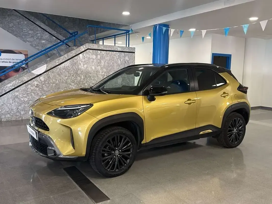 Usado Toyota Yaris Cross 116 CV (85 kW) 2023 SUV