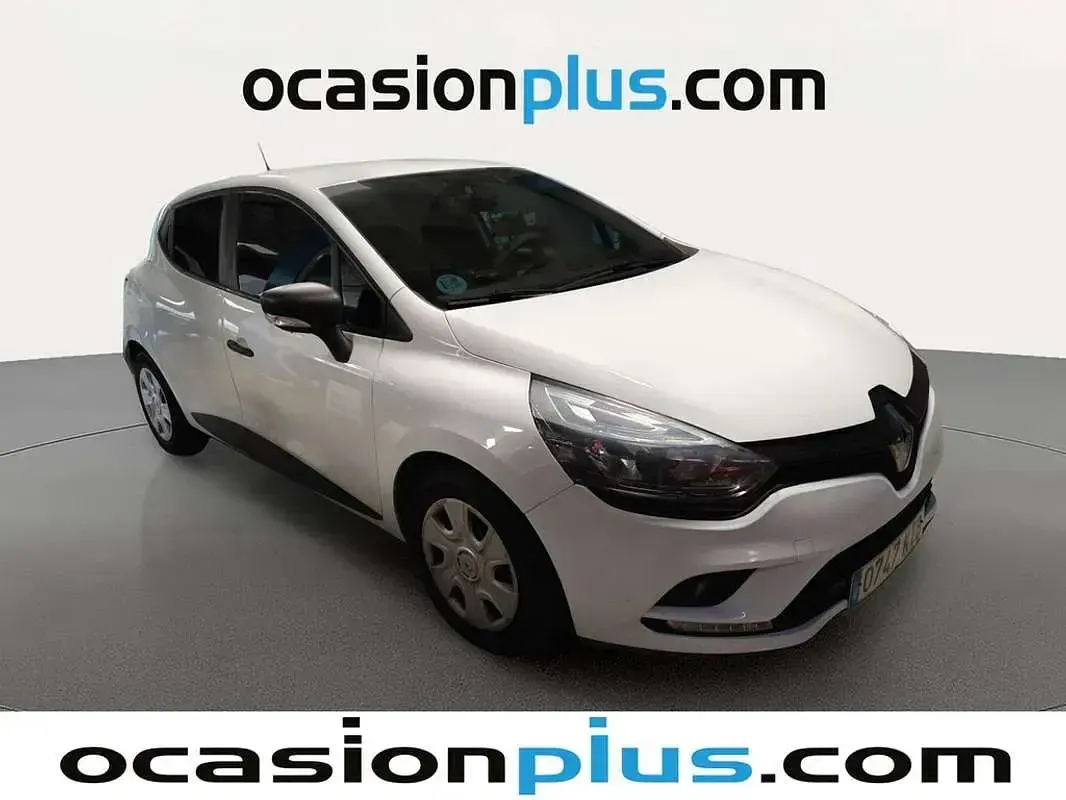 Usado Renault Clio IV 75 CV (55 kW) 2019 Blanco Van