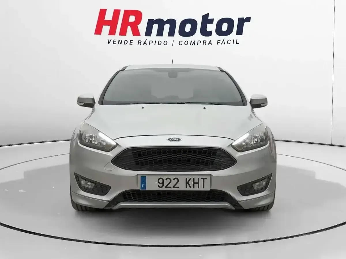 Usado Ford Focus ST-Line 125 CV (91 kW) 2018 Gris Berlina