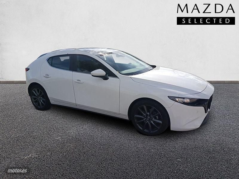 Blanco Nuevo 2025 Mazda 3 Center-Line Berlina | 27.600 € (Precio justo) - Imagen 1/4