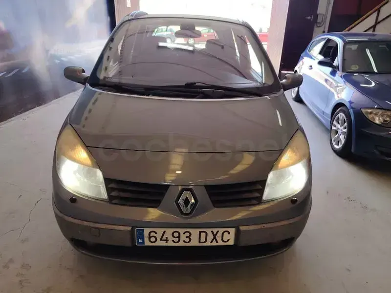 Usado Renault Scénic II Privilege 150 CV (110 kW) 2006 Azul Monovolumen