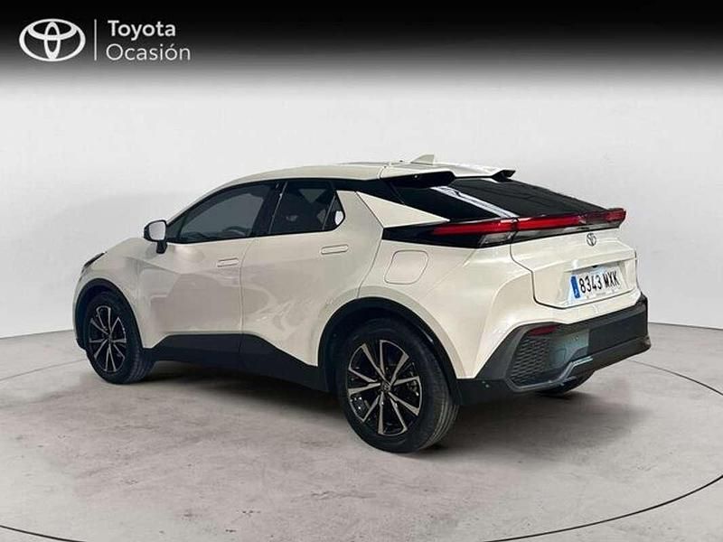 Usado Toyota C-HR Advance 2024 Blanco SUV