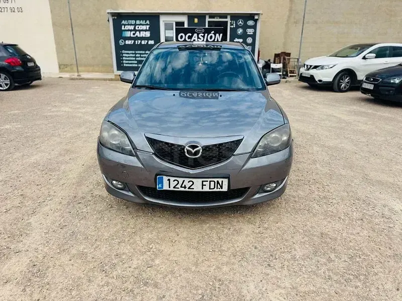 Usado Mazda 3 Active 109 CV (80 kW) 2006 Gris / plata Berlina