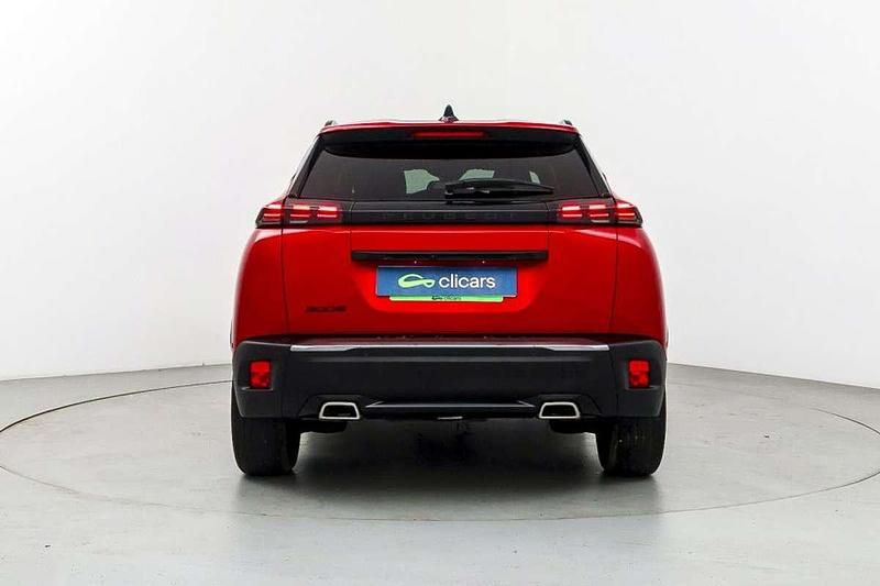Usado Peugeot 2008 Allure 131 CV (96 kW) 2024 Rojo SUV
