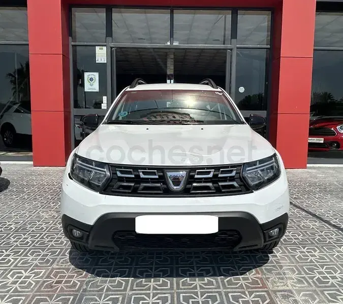 Usado Dacia Duster Comfort 115 CV (84 kW) 2022 Blanco SUV