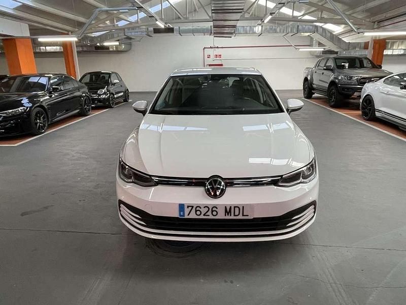Usado VW Golf VIII Life 110 CV (80 kW) 2023 Blanco Utilitario
