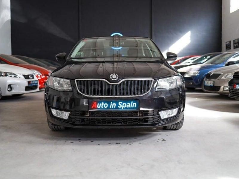 Usado Skoda Octavia Ambition 150 CV (110 kW) 2014 Negro Utilitario