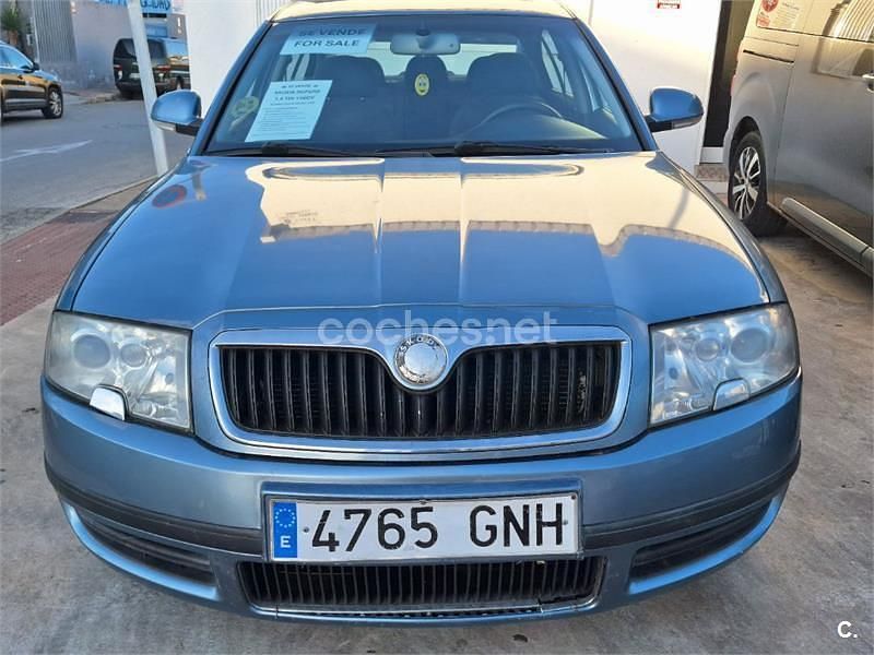 Azul Usado 2008 Skoda Superb Comfort Berlina | 3900 € (Super precio) - Imagen 1/4