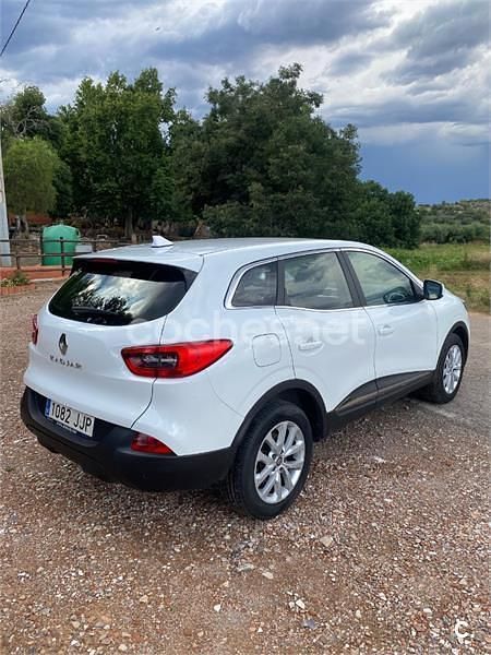 Usado Renault Kadjar Intens 130 CV (95 kW) 2015 Blanco SUV