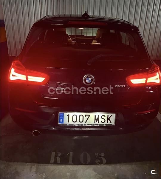 Usado BMW 118 136 CV (100 kW) 2019 Negro Utilitario