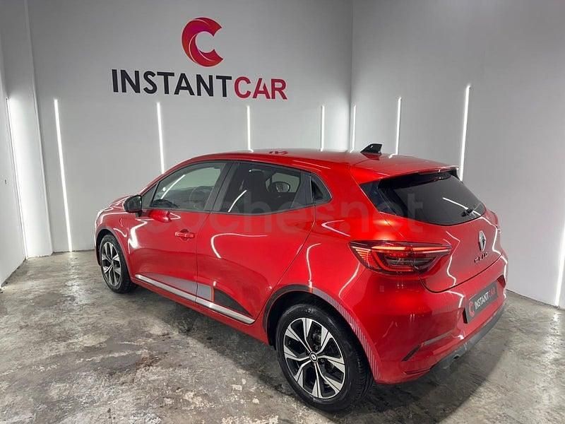 Usado Renault Clio V Business 90 CV (66 kW) 2023 Rojo Berlina