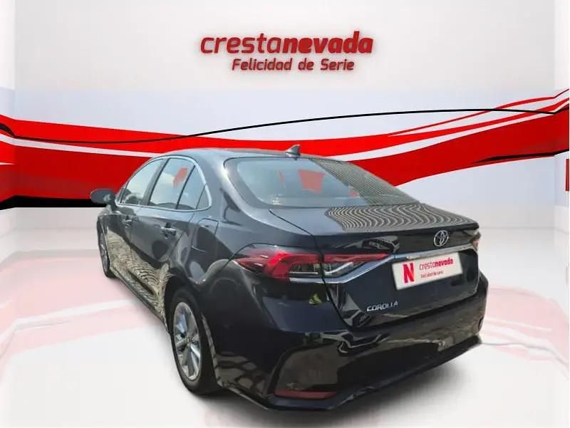 Usado Toyota Corolla Advance 125 CV (91 kW) 2023 Negro Berlina