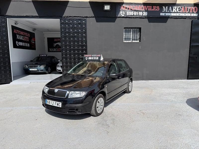 Usado Skoda Fabia 70 CV (51 kW) 2007 Negro Berlina