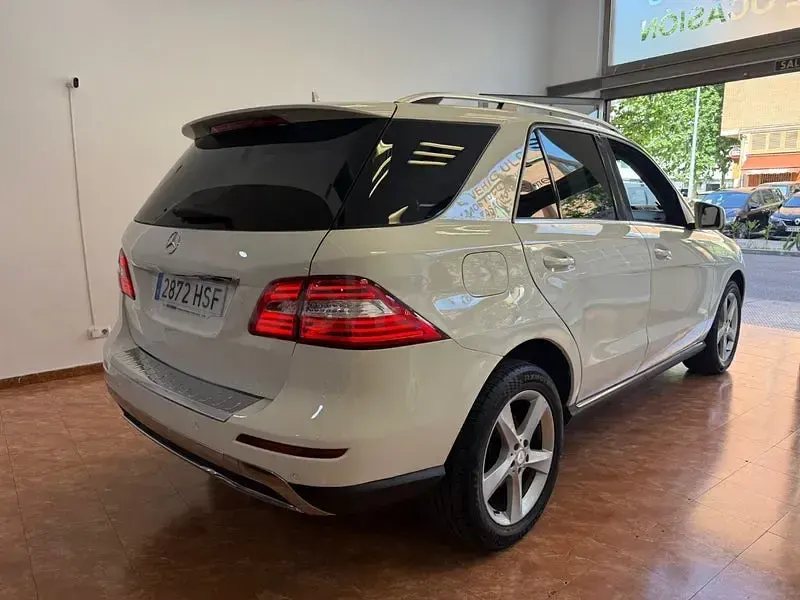 Usado Mercedes ML250 204 CV (150 kW) 2014 Blanco SUV