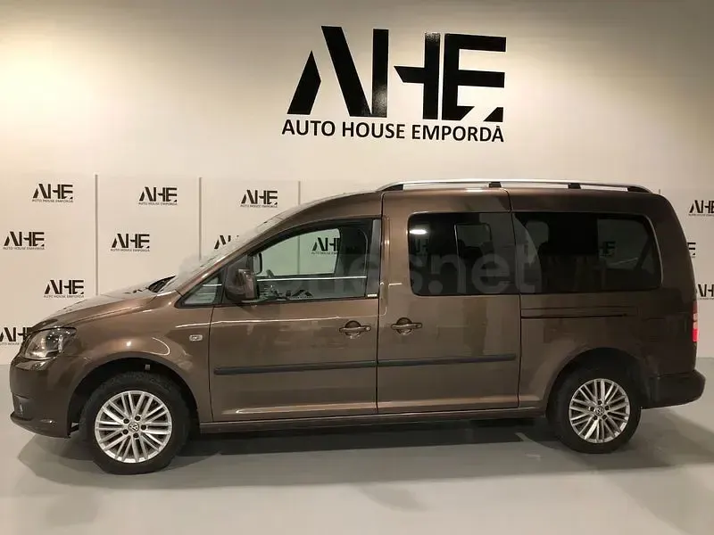 Usado VW Caddy Comfortline 102 CV (75 kW) 2015 Marrón Monovolumen