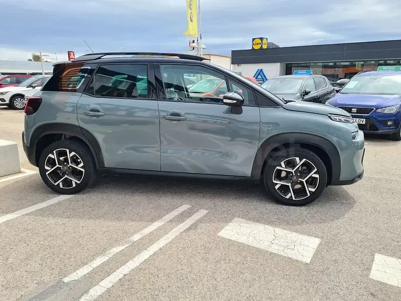 Usado Citroën C3 Aircross Shine 120 CV (88 kW) 2022 Gris / plata SUV