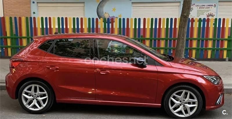 Rojo Usado 2019 Seat Ibiza Reference Berlina | 16.000 € (Caro) - Imagen 1/2