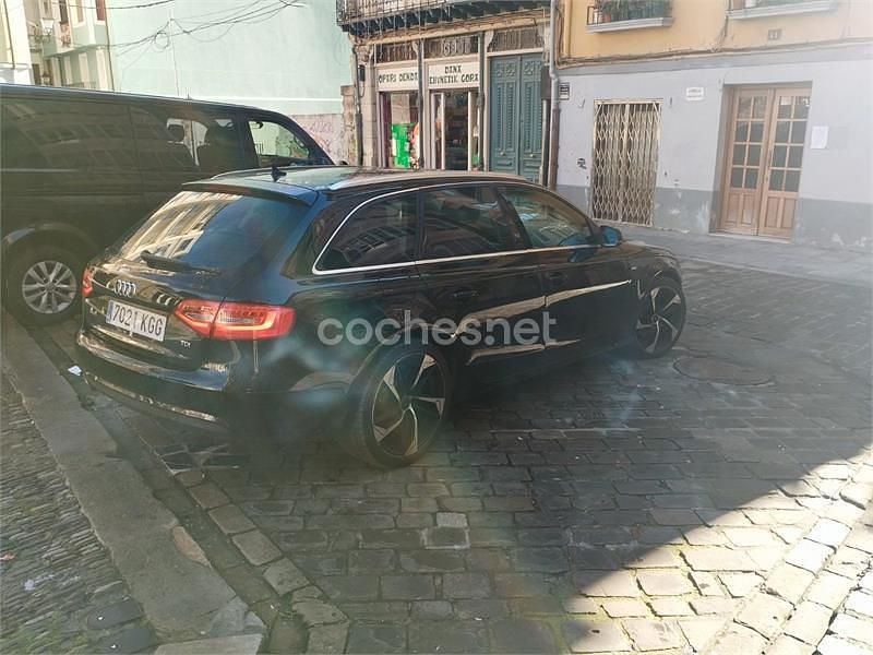 Usado Audi A4 S-Line 190 CV (139 kW) 2015 Negro Familiar