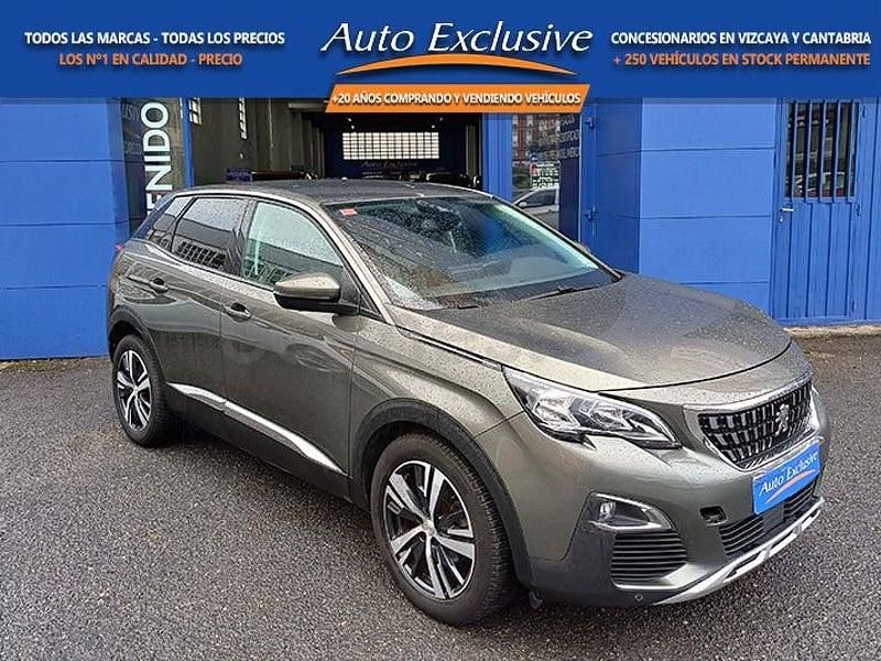 Usado Peugeot 3008 Allure 120 CV (88 kW) 2017 Gris / plata SUV