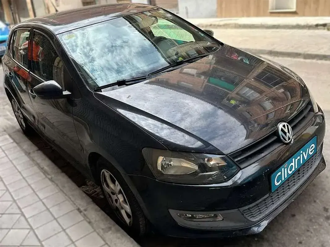 Usado VW Polo Advance 86 CV (63 kW) 2010 Negro Utilitario