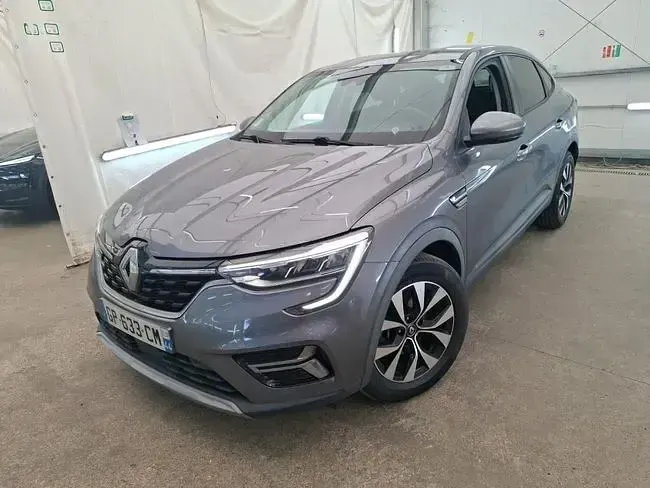 Usado Renault Arkana Equilibre 145 CV (106 kW) 2023 Gris / plata SUV