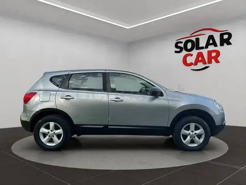 Usado Nissan Qashqai Tekna 106 CV (77 kW) 2007 Gris / plata SUV