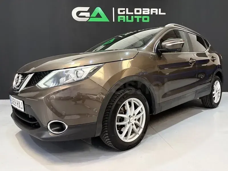 Usado Nissan Qashqai Premium Edition 130 CV (95 kW) 2014 Marrón SUV
