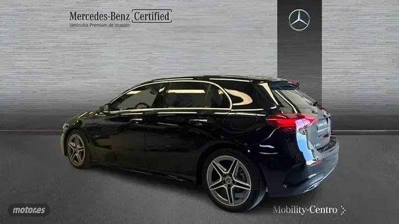 Usado Mercedes A180 116 CV (85 kW) 2024 Negro Berlina