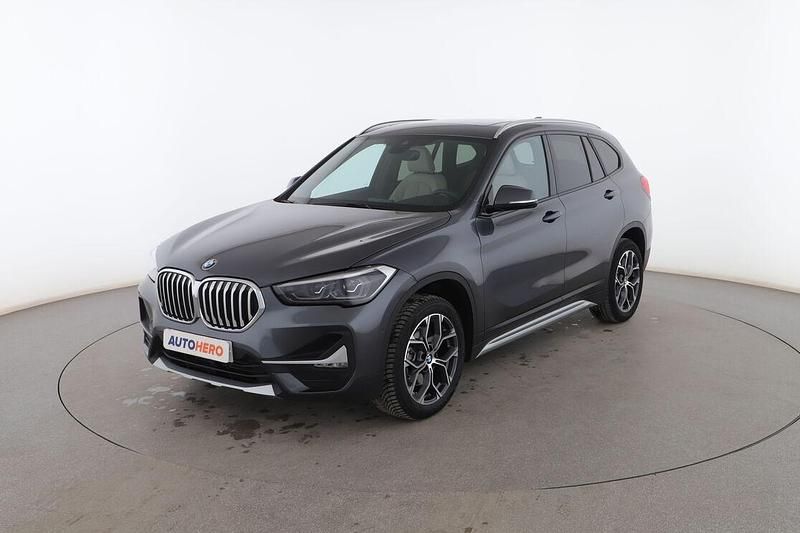 Gris Usado 2022 BMW X1 Performance SUV | 31.099 € (Buen precio) - Imagen 1/3
