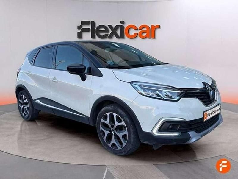 Usado Renault Captur Zen 131 CV (96 kW) 2019 Beige SUV